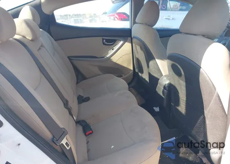 2015 Hyundai Elantra Se z USA, uszkodzony, nr VIN 5NPDH4AE4FH559767